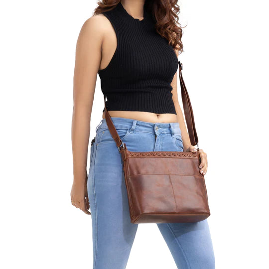 Womens Small Black Leather Crossbody Saddle Bag Purse Shoulder Bag for Women  | Leather handbags tote, Leather, Saddle bag purse