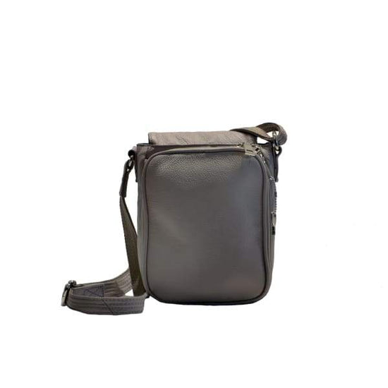 Compact Classic Flap Over Leather Conceal and Carry Lockable Crossbody ...